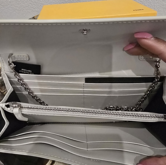 🔥RARE🔥Fendi x Marc Jacobs Collab WOC Bag - Picture 7 of 10